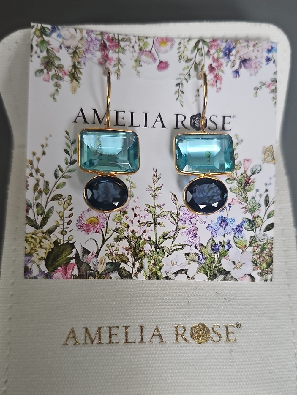 Beautiful Amelia Rose earrings Blue Turquoise